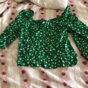 H&M Green and white crop top